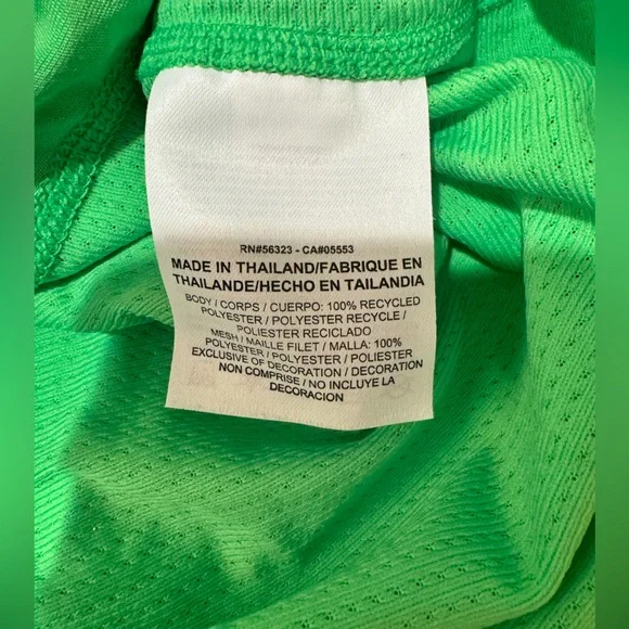 5 for $30 NIKE Green Dri-Fit Tank Top - Picture 5 of 6